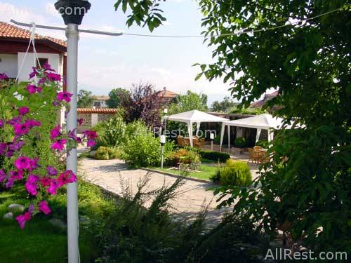 Glazne Hotel 10